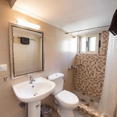 Blue Sea Studio Swimming Pool Apartment Nikiana